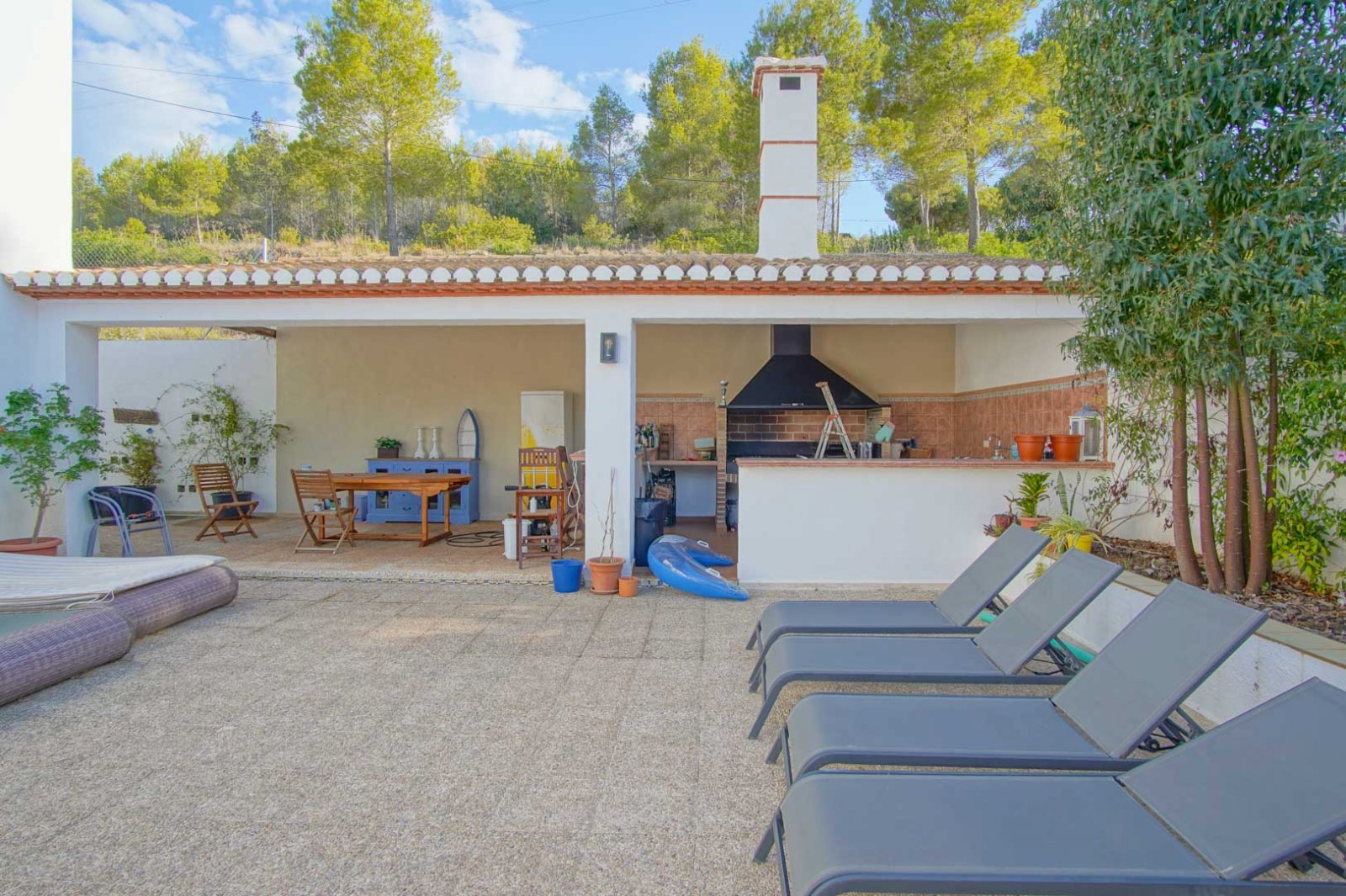 8176DEN Villa mit teilweisem Meerblick zum Verkauf in Las Rotas, Denia