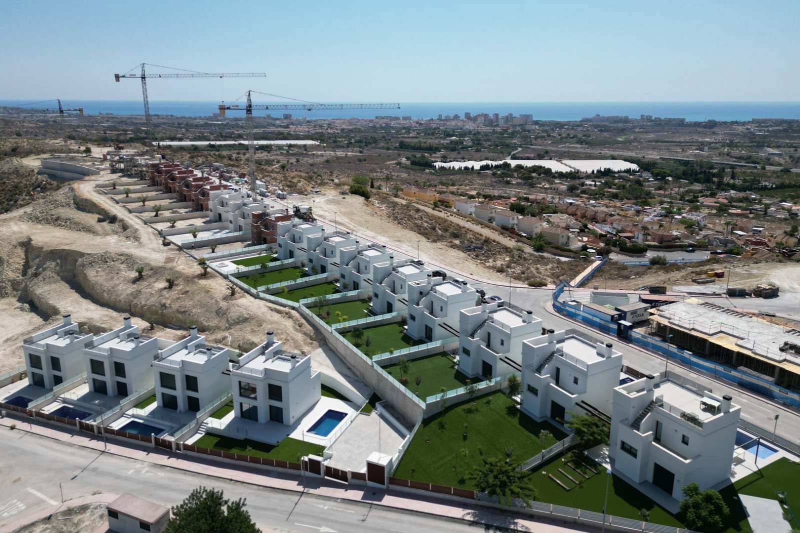 8277MUT Moderne Villa mit Meerblick zu verkaufen in der Nähe von El Campello.