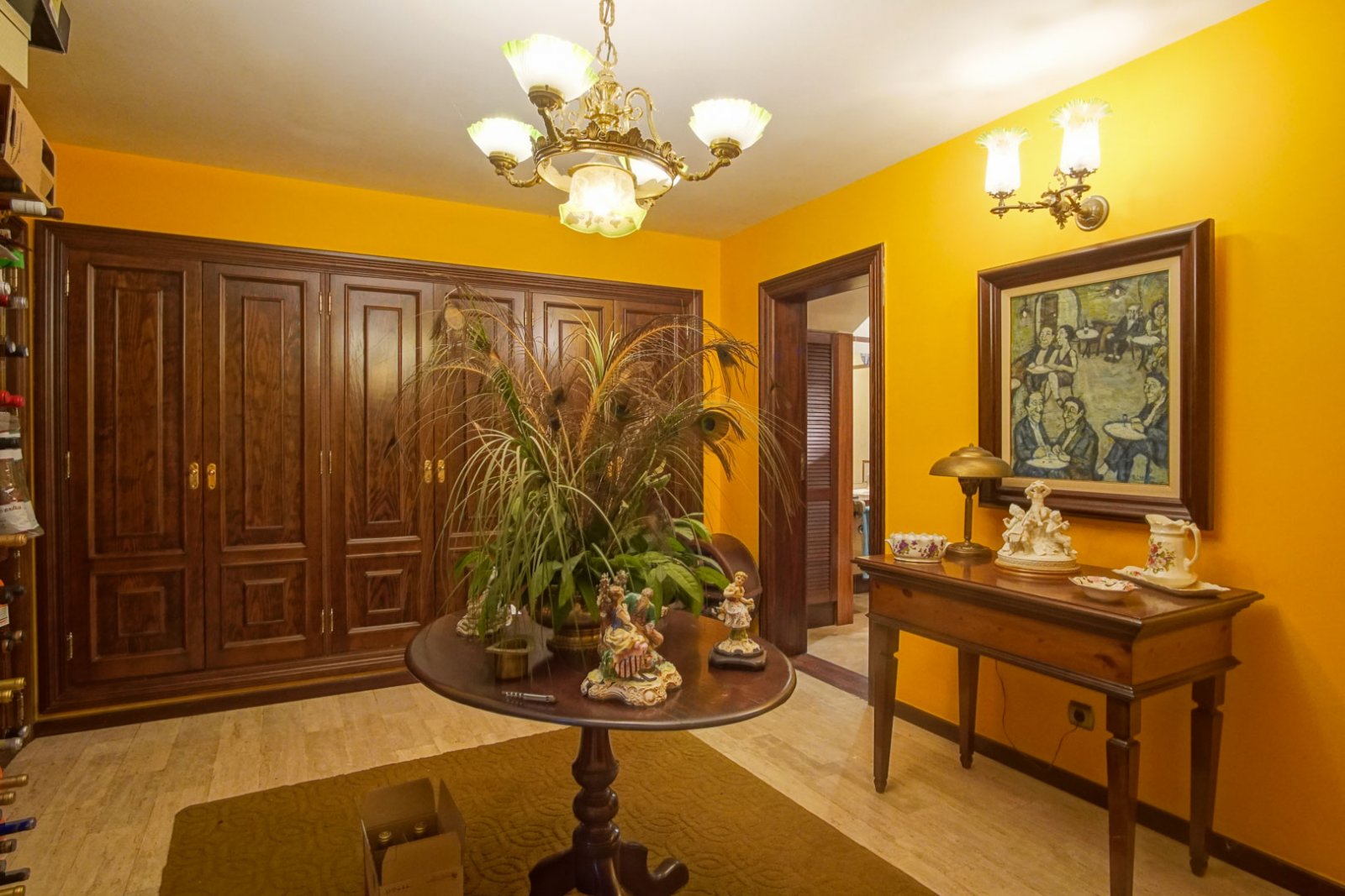 C3XY8287DEN Villa mit Pool zum Verkauf in Denia, mit teilweisem Blick auf die Berge und die Burg.