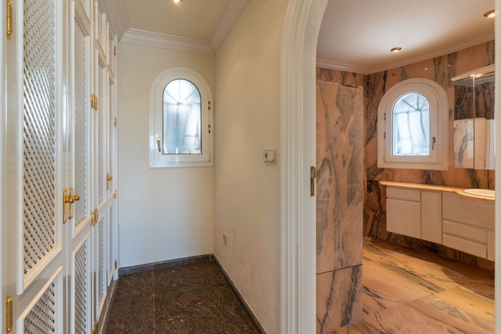 9006BEN Mediterrane Villa mit Panoramablick aufs Meer in Benissa zu verkaufen.