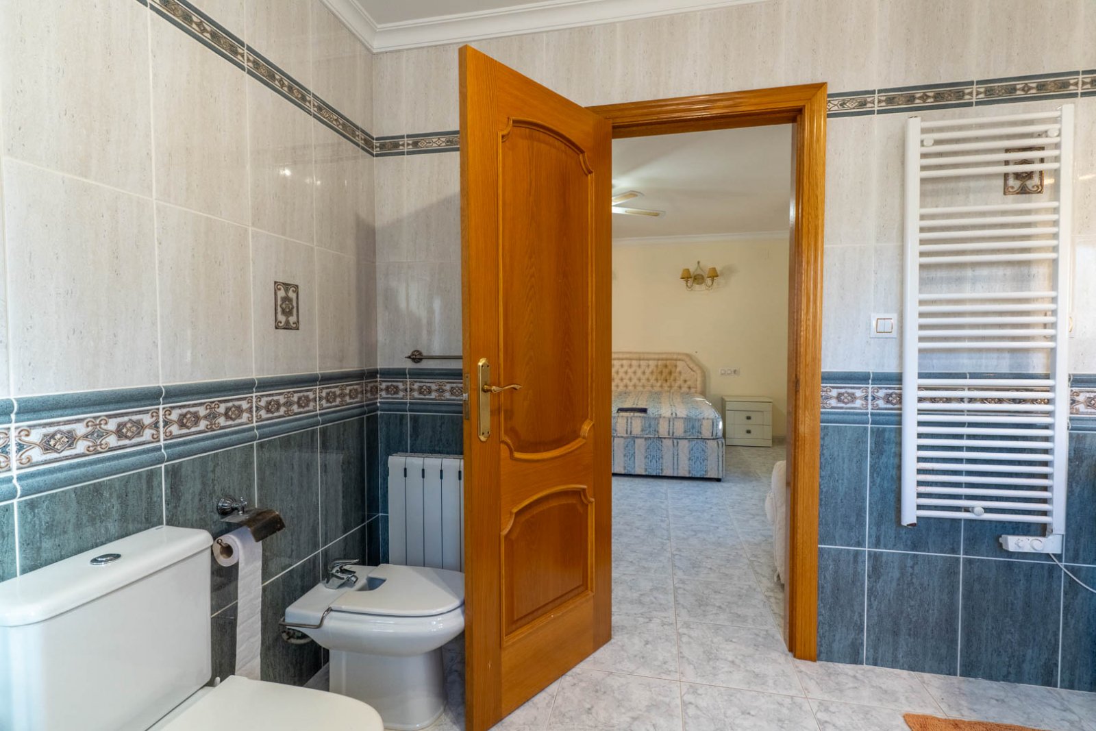 9007JAL Villa im mediterranen Stil zum Verkauf in Jalón.