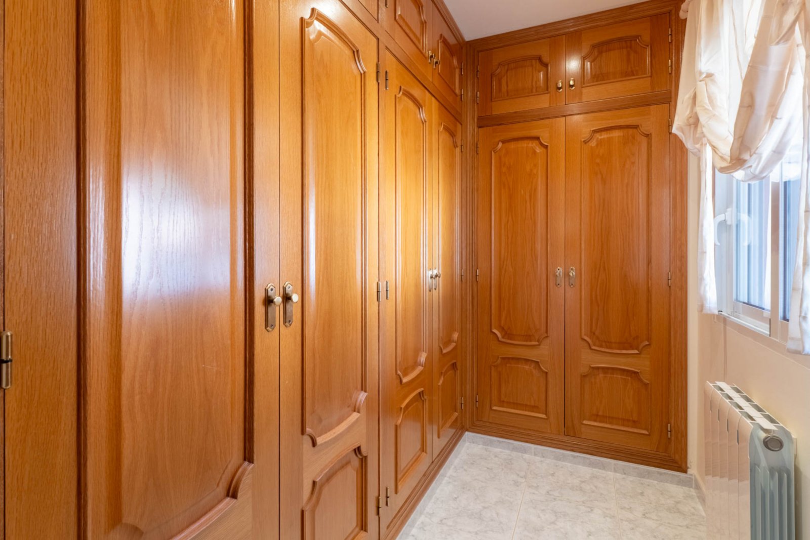 9007JAL Villa im mediterranen Stil zum Verkauf in Jalón.