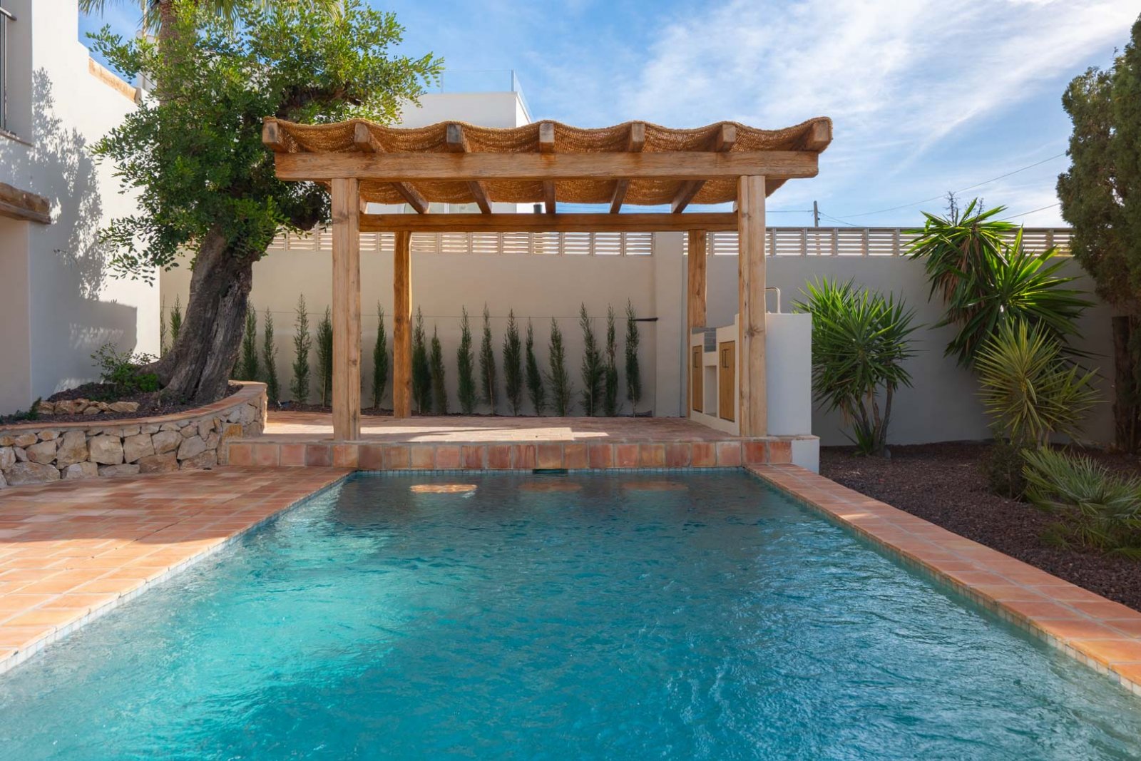 4617BEN Renovierte mediterrane Villa mit Meerblick zum Verkauf in La Fustera, Benissa