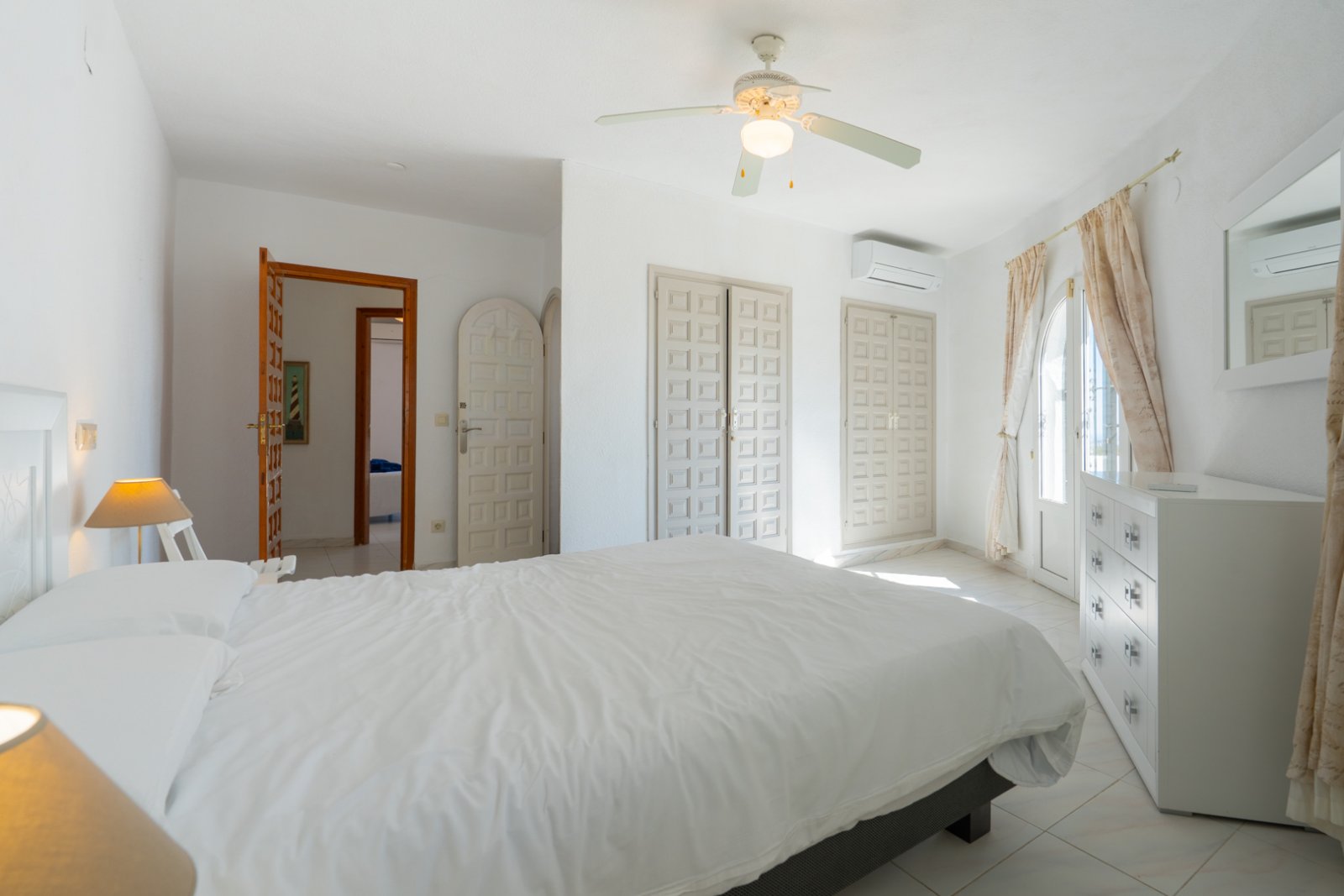 C4XY4635BELL Großzügige Villa mit Panoramablick aufs Meer zu verkaufen in Cumbre del Sol, Benitachell