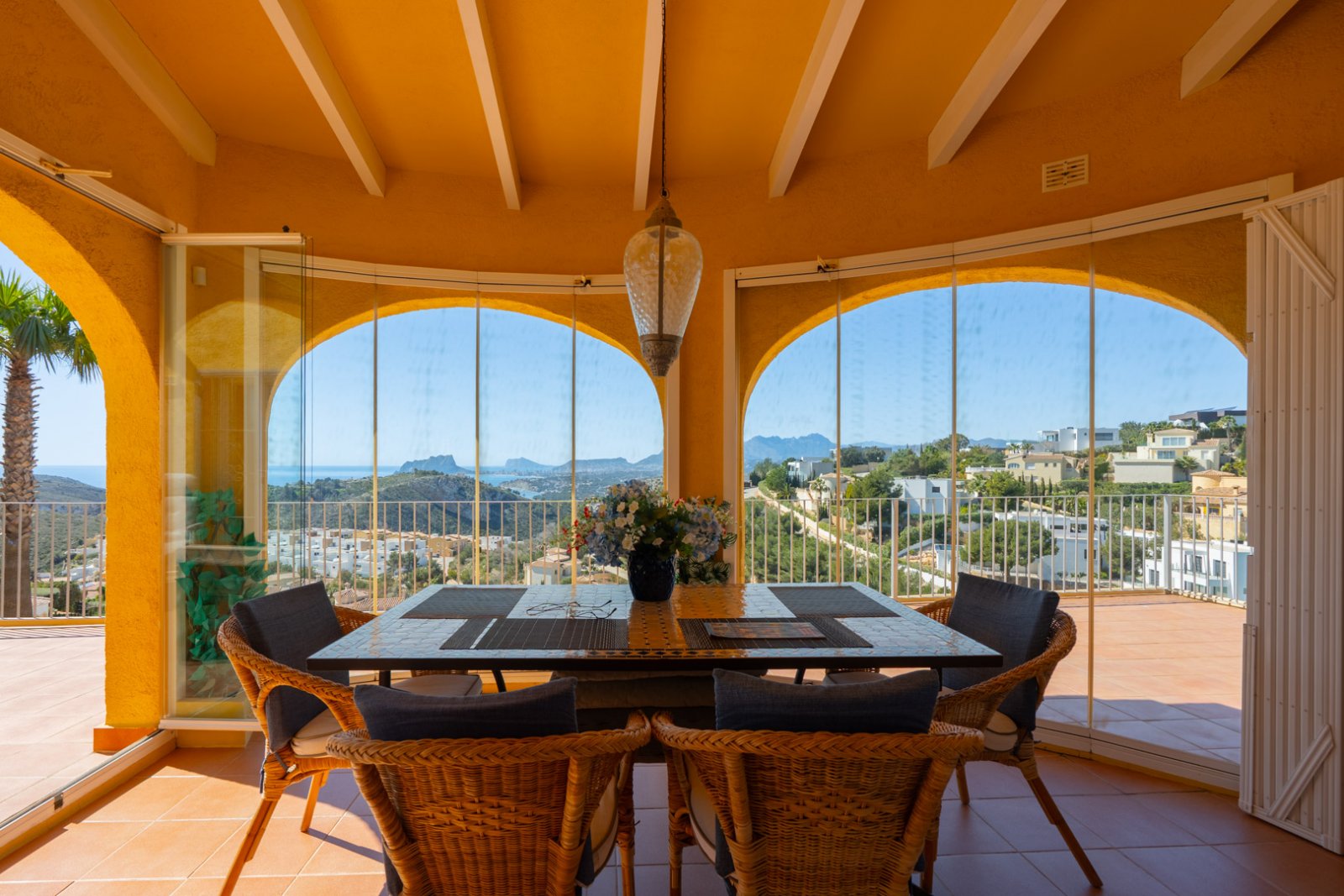 4633BELL Wunderschöne Villa mit Panoramablick aufs Meer zum Verkauf in Cumbre del Sol, Benitachell