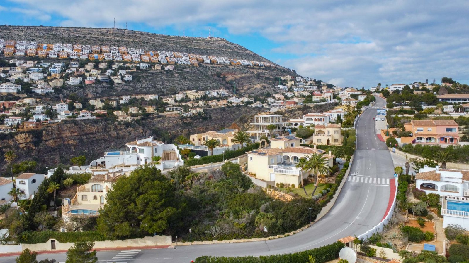 4043BELL Luxuriöse Villa mit Meerblick in Cumbre del Sol zu verkaufen