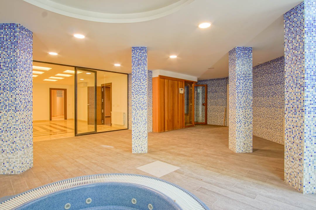 7030ALF Neue architektonische Villa im Kolonialstil zu verkaufen in Alfaz del Pi Alicante