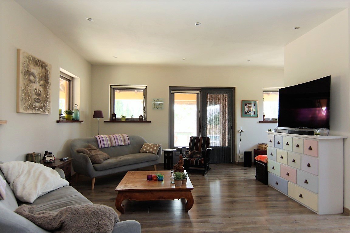 C3XY6152PED Geräumige Finca auf einem flachen Grundstück in Pedreguer zu verkaufen