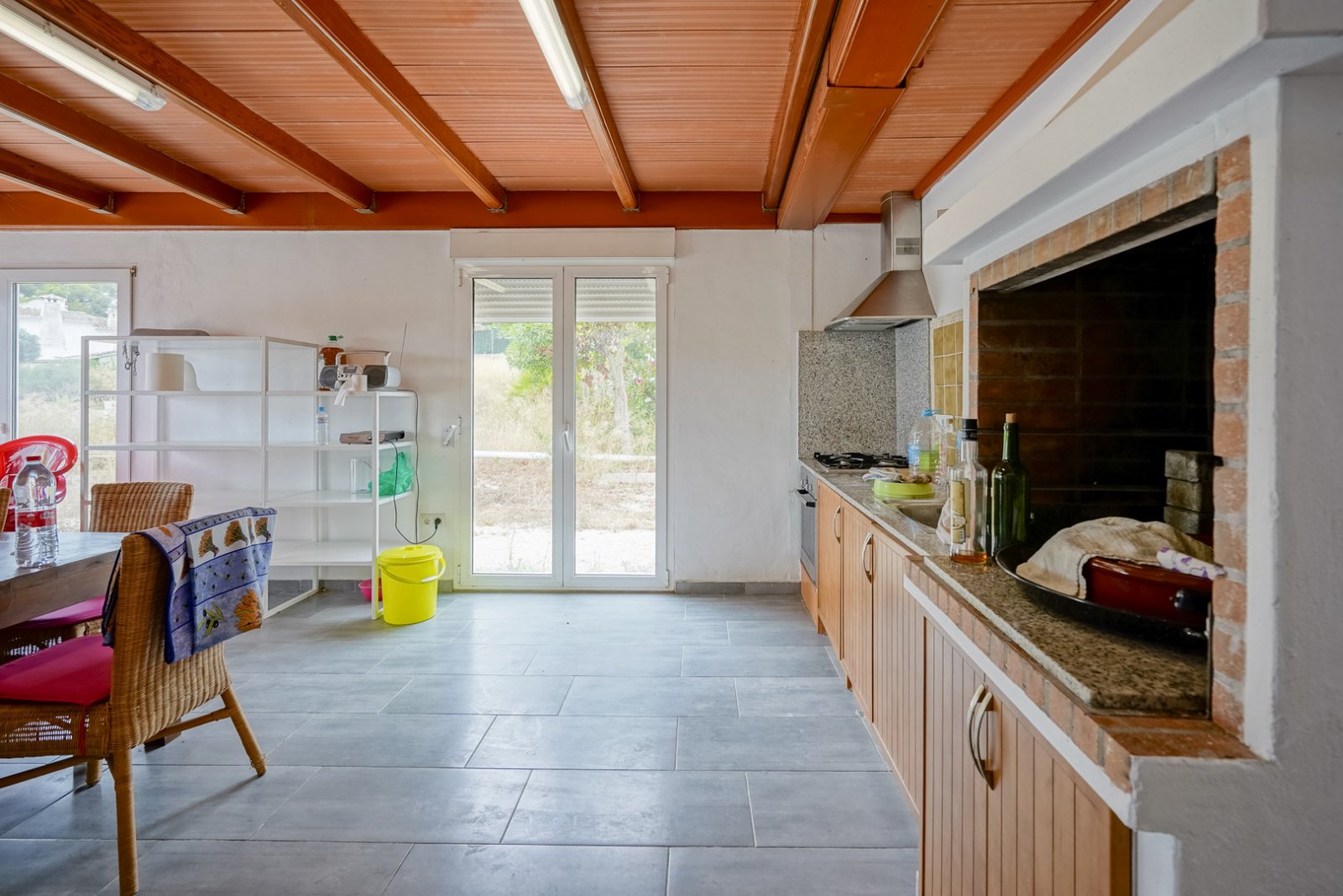 4544JAV Grundstück von 2600 m2 mit Haus zu verkaufen nur wenige Gehminuten vom Sandstrand in Jávea entfernt