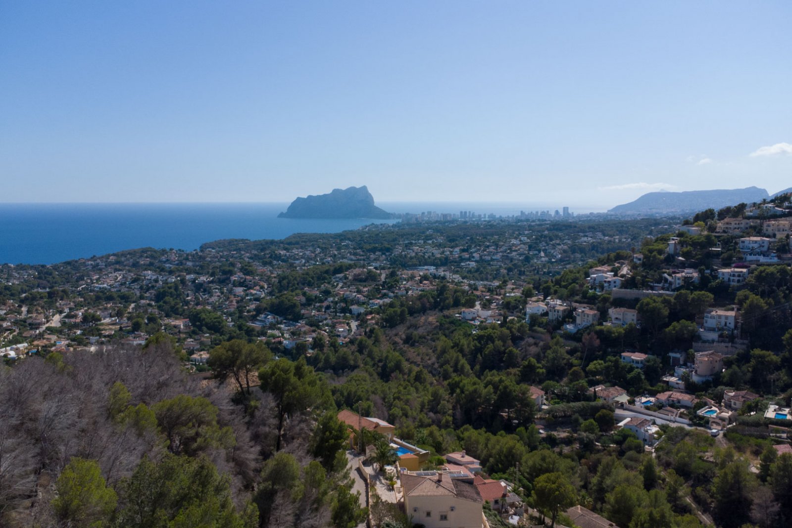 8300MOR Moderne Villa im Bau mit Panoramablick auf das Meer zum Verkauf in Moraira.
