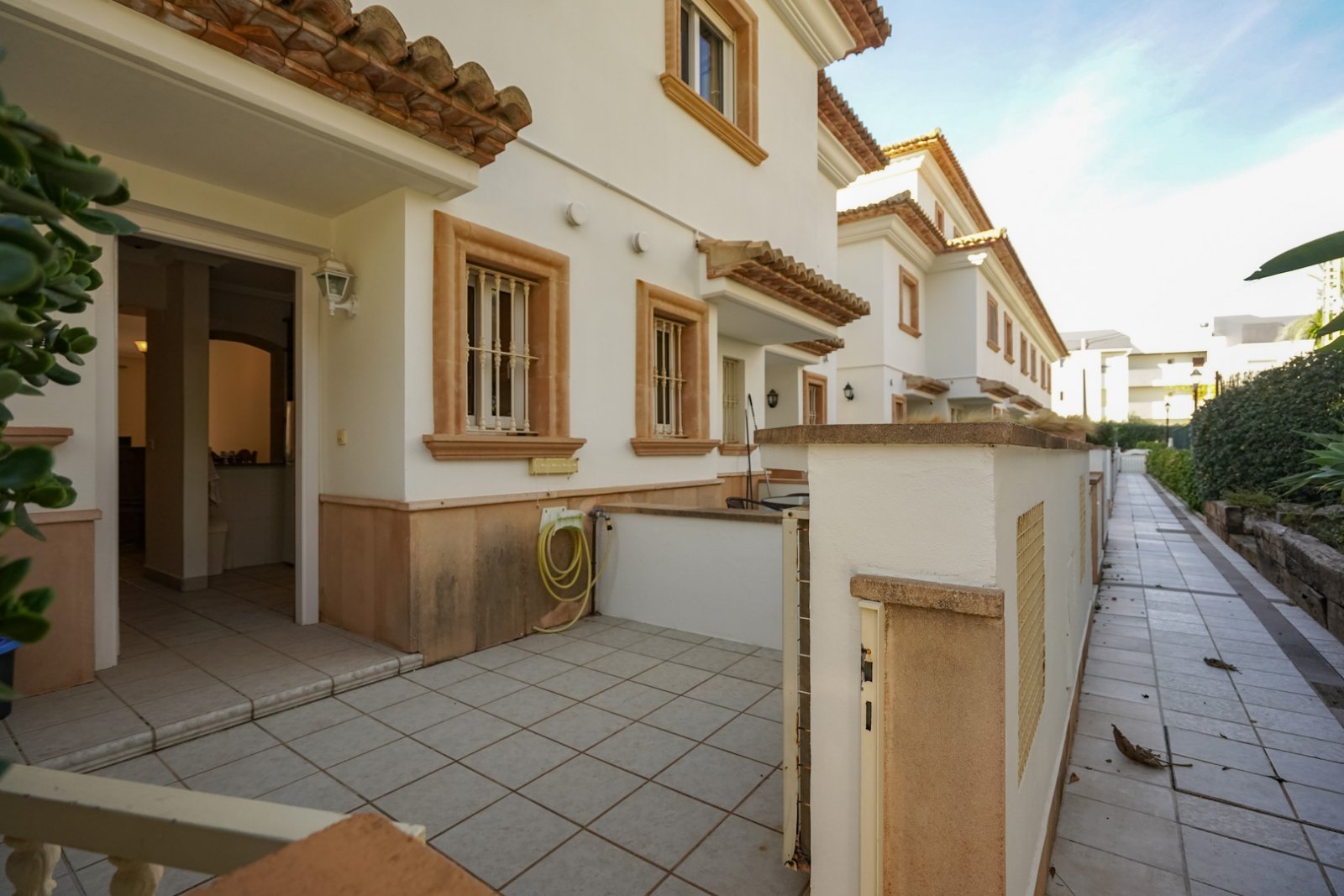 C4XY4604JAV Reihenhaus, 100 m vom Meer entfernt, zu verkaufen in Jávea