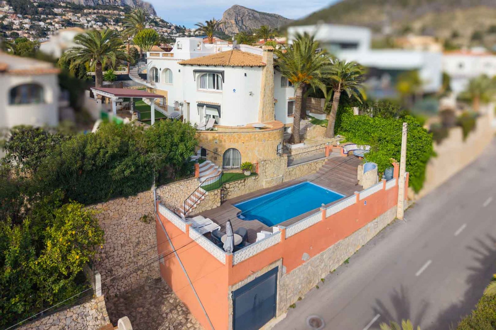 Calpe: 4223CAL Renovierte Villa mit Meerblick und gutem Mietpotenzial zum Verkauf nahe dem Zentrum von Calpe 