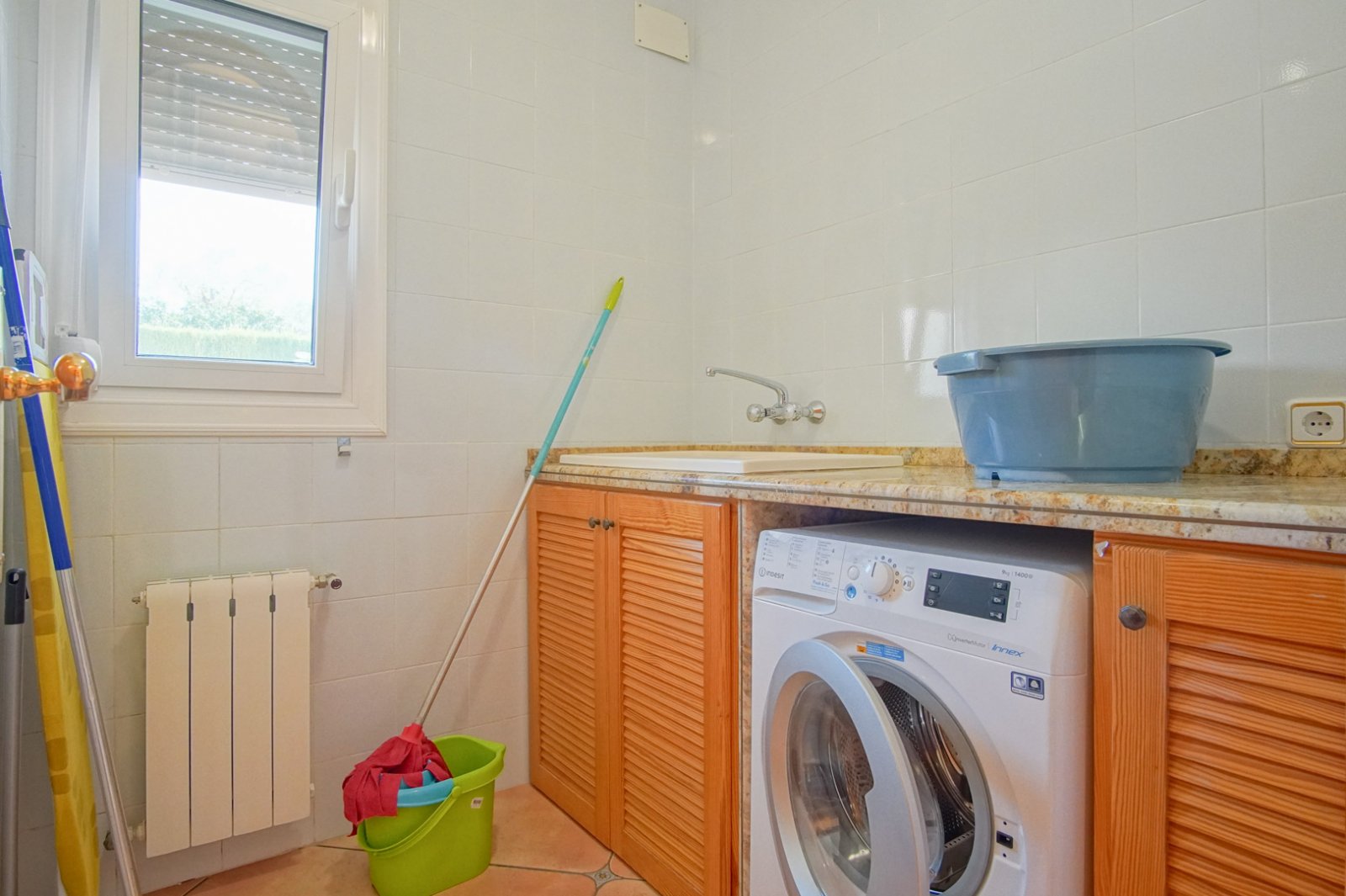 C3XY4422BEN Sehr große Villa mit 3 Gästehäusern auf 11.000 m2 zum Verkauf in Benissa