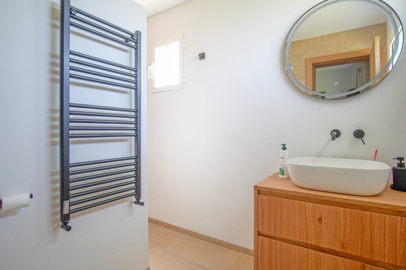 C3XY4422BEN Sehr große Villa mit 3 Gästehäusern auf 11.000 m2 zum Verkauf in Benissa