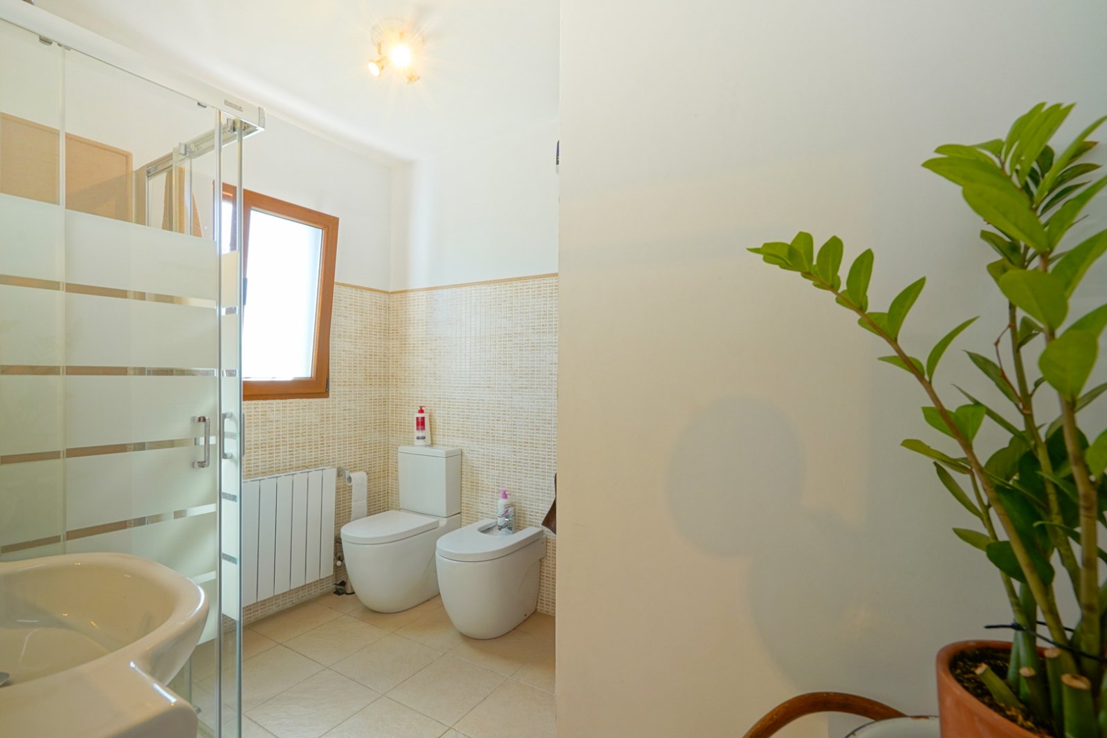 4432JAV Villa auf großem Grundstück zum Verkauf in Jávea