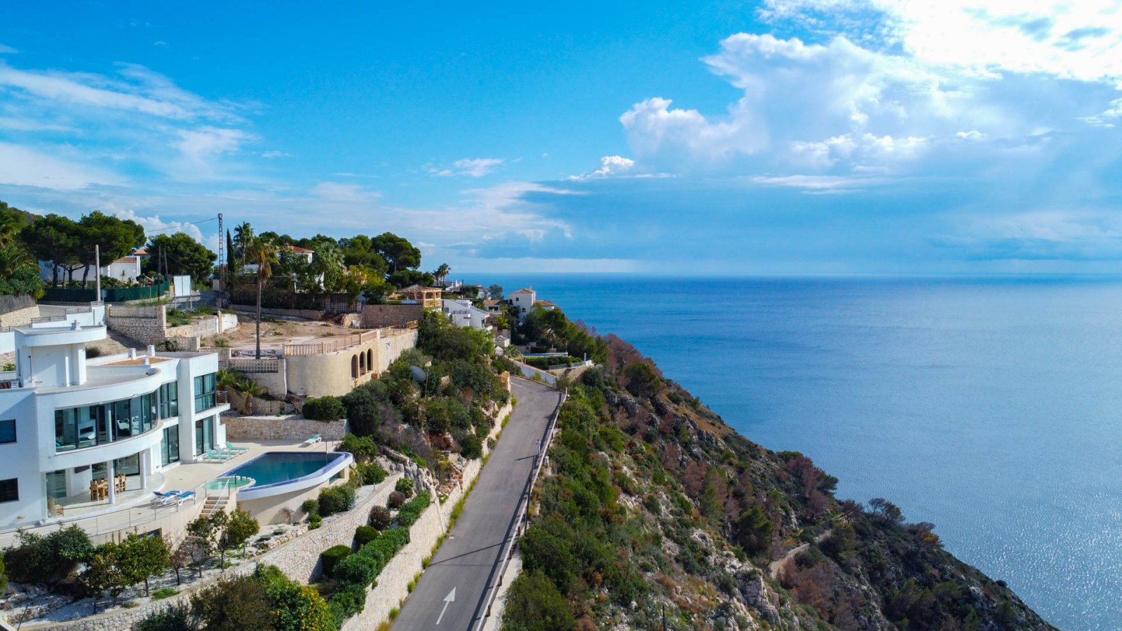 3299JAV Moderne Luxusvilla mit Meerblick zu verkaufen in Javea