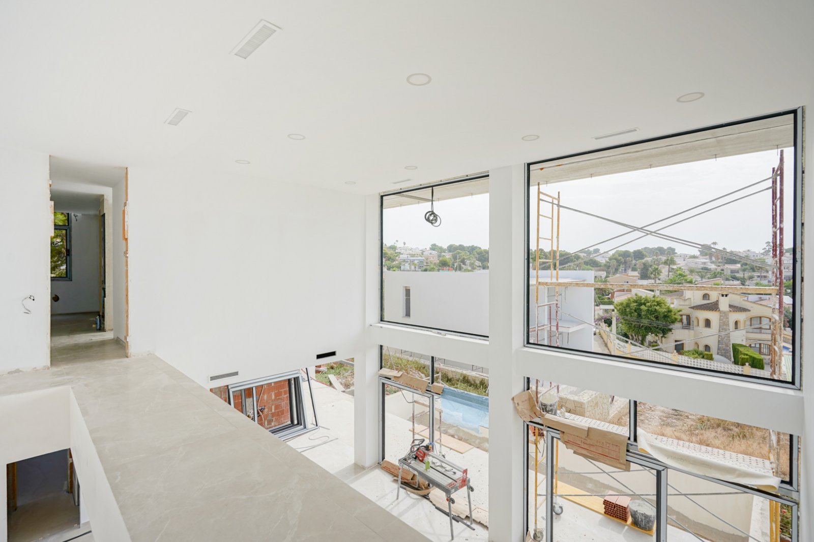 4569CAL Moderne Neubauvilla nur wenige Gehminuten vom Strand von Calpe entfernt