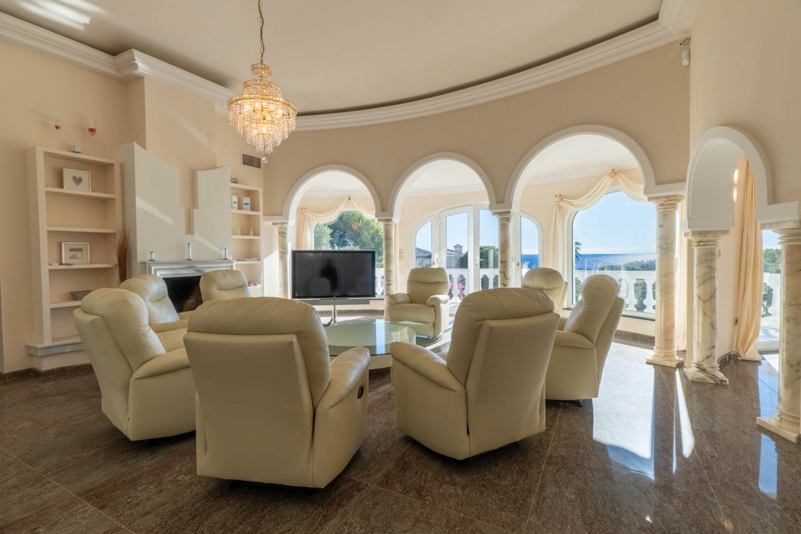 9006BEN Mediterrane Villa mit Panoramablick aufs Meer in Benissa zu verkaufen.