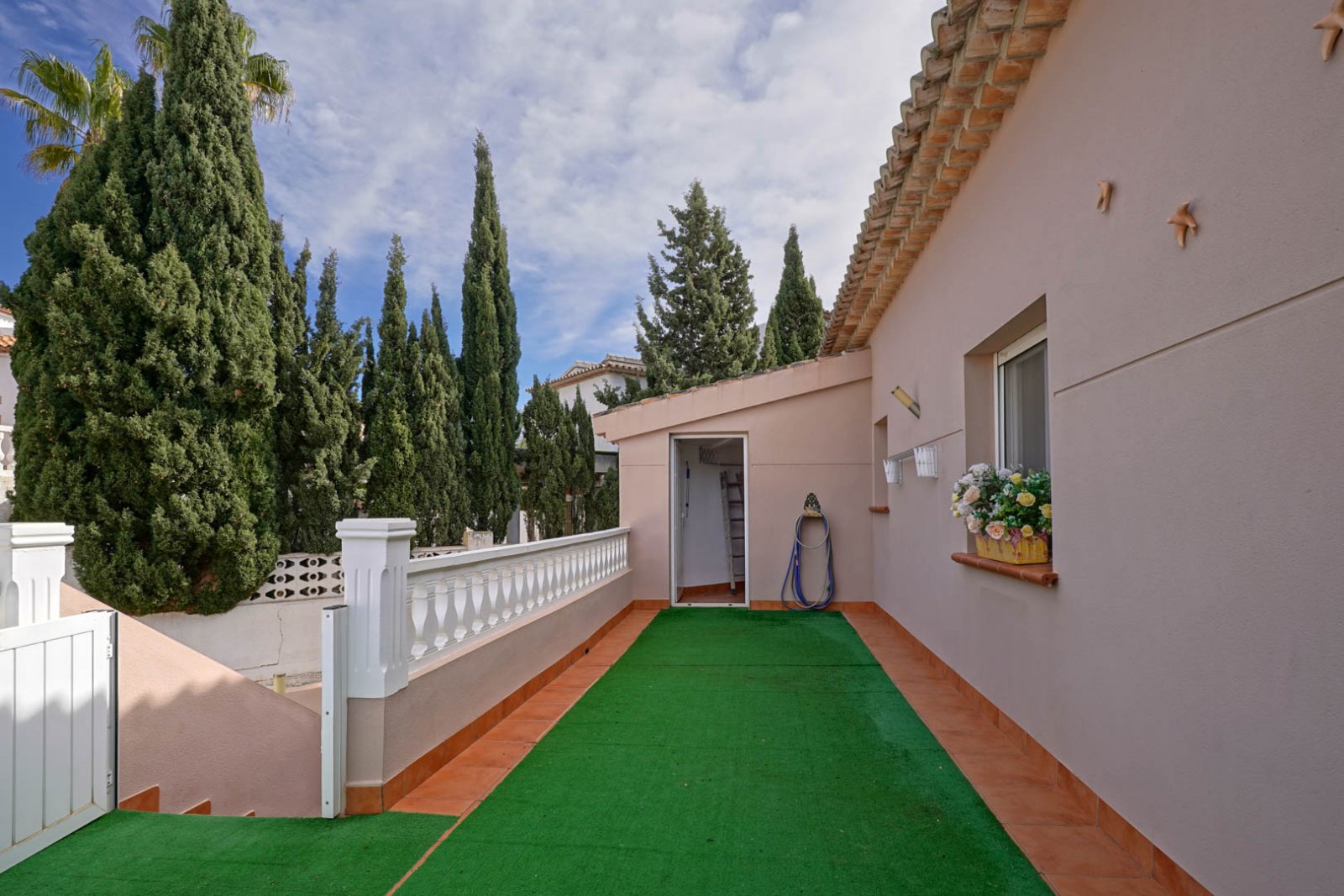 8324BEN Penthouse 150m vom Strand entfernt in Benissa zu verkaufen.