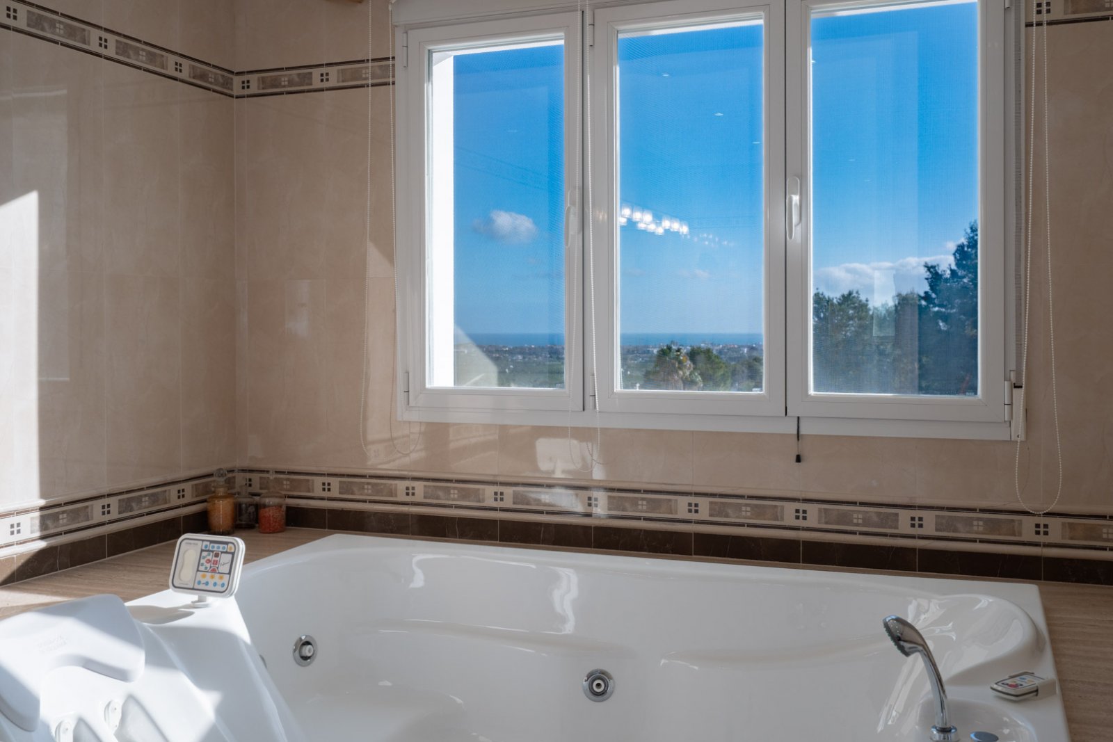 C3XY4622JAV Majestätische Villa mit Meerblick zum Verkauf in Piver, Jávea