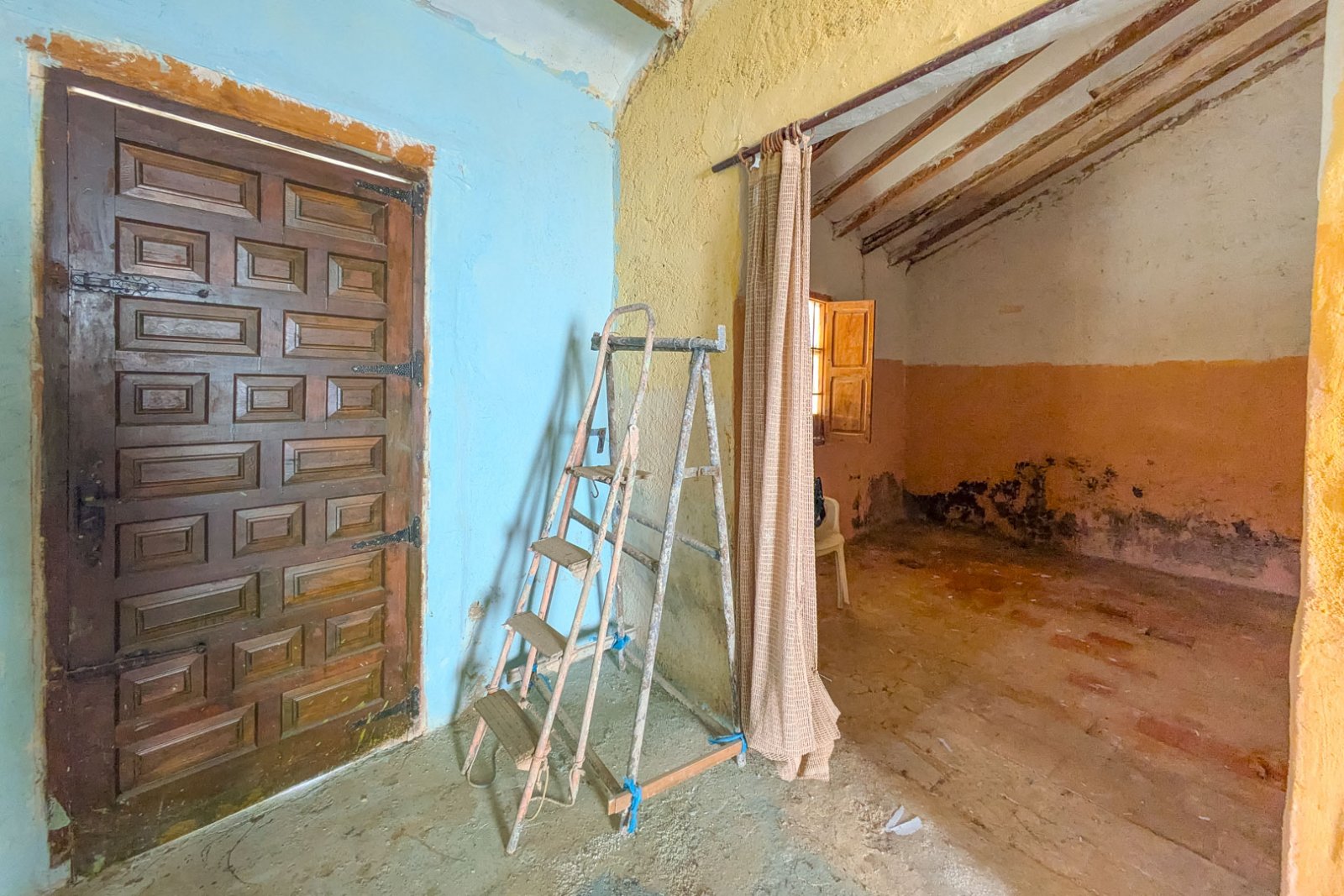 4628JAV Traditionelle Finca mit mehreren Grundstücken zum Verkauf in Pinosol-Las Laderas, Jávea