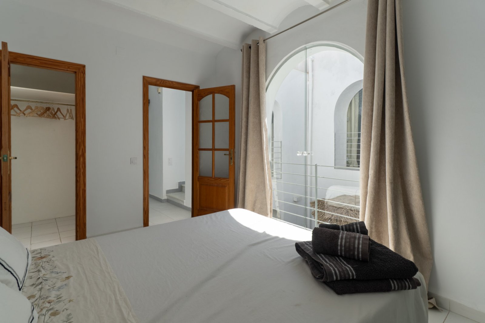 C4XY8330OLI Reihenhaus mit Meerblick in Oliva zu verkaufen.