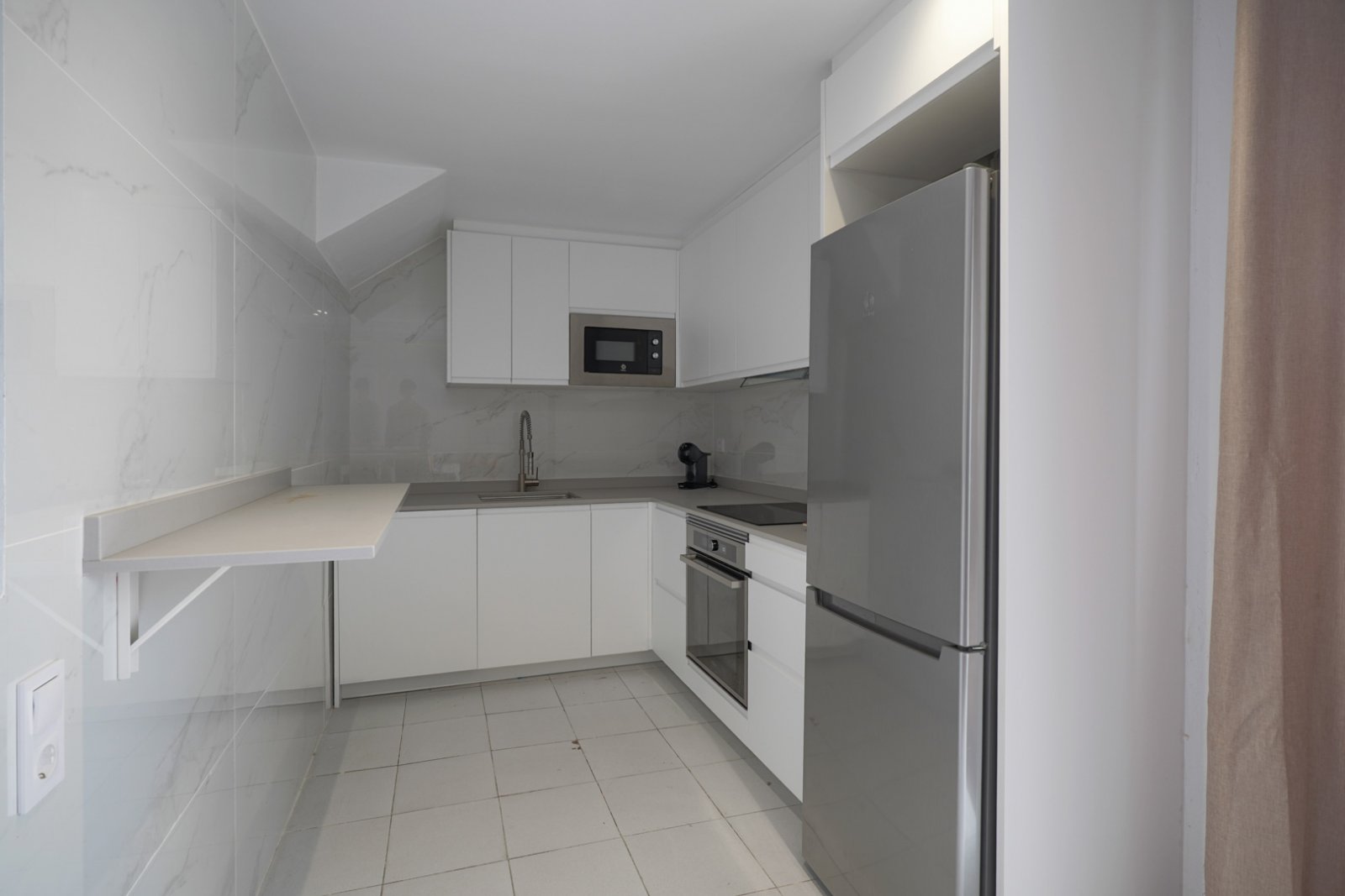 C4XY8330OLI Reihenhaus mit Meerblick in Oliva zu verkaufen.