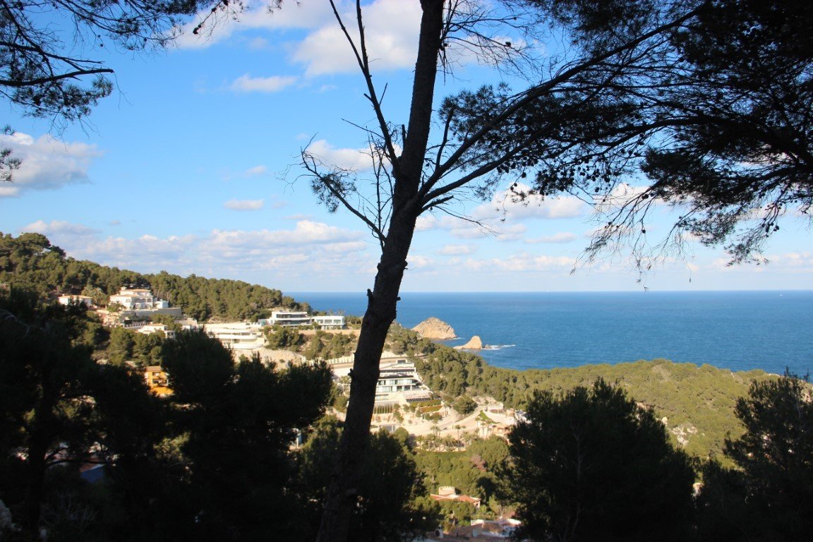 Einzigartiges Baugrundstück zum Verkauf in Javea mit herrlichem Meerblick