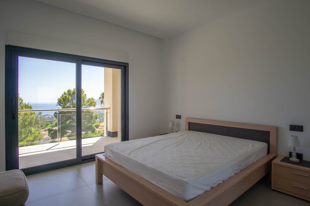 C3XY7000ALT Geräumige Villa zum Verkauf mit Meerblick in Altea