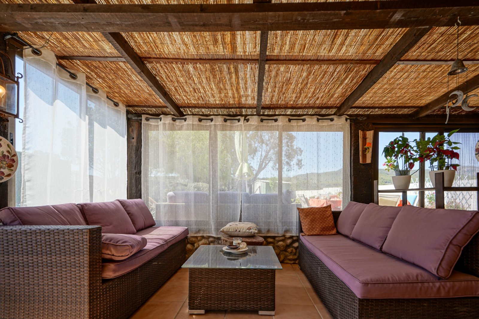 C3XY4395JAV Traditionelle Villa auf flachem Grundstück mit Gewerbeerlaubnis zum Verkauf in Jávea