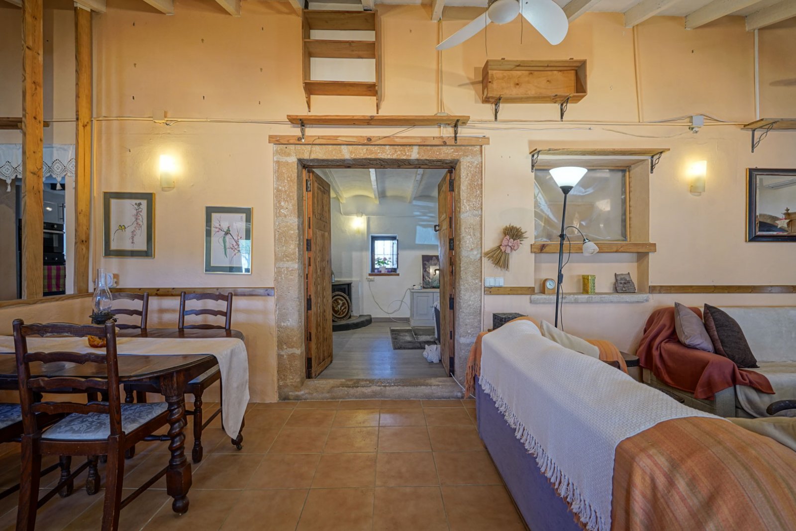 C3XY4395JAV Traditionelle Villa auf flachem Grundstück mit Gewerbeerlaubnis zum Verkauf in Jávea