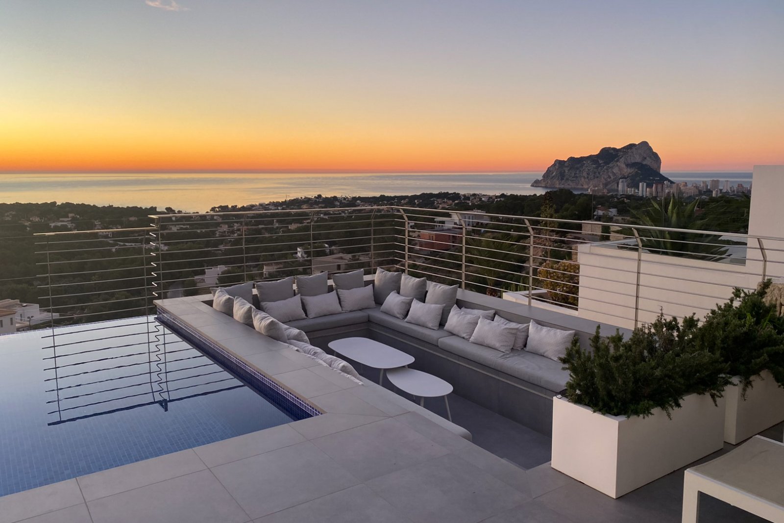 4442BEN Moderne Villa mit atemberaubendem Meerblick in Benissa zu verkaufen