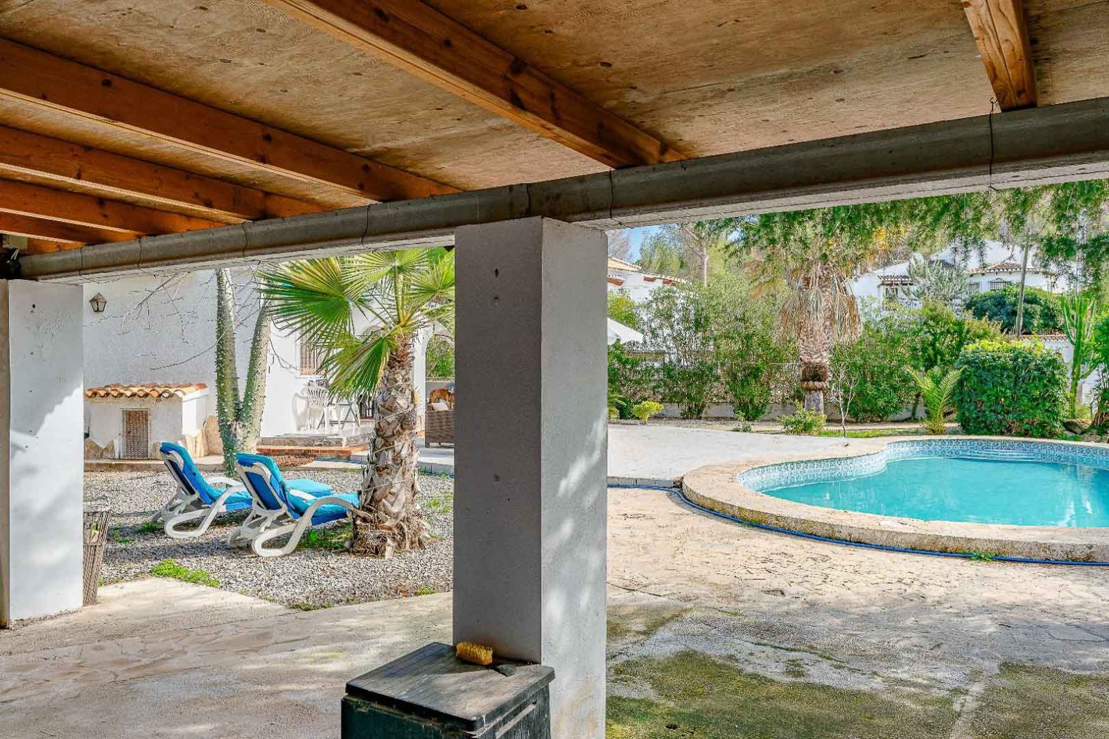 8272MOR Traditionelle Villa zum Verkauf in Moraira