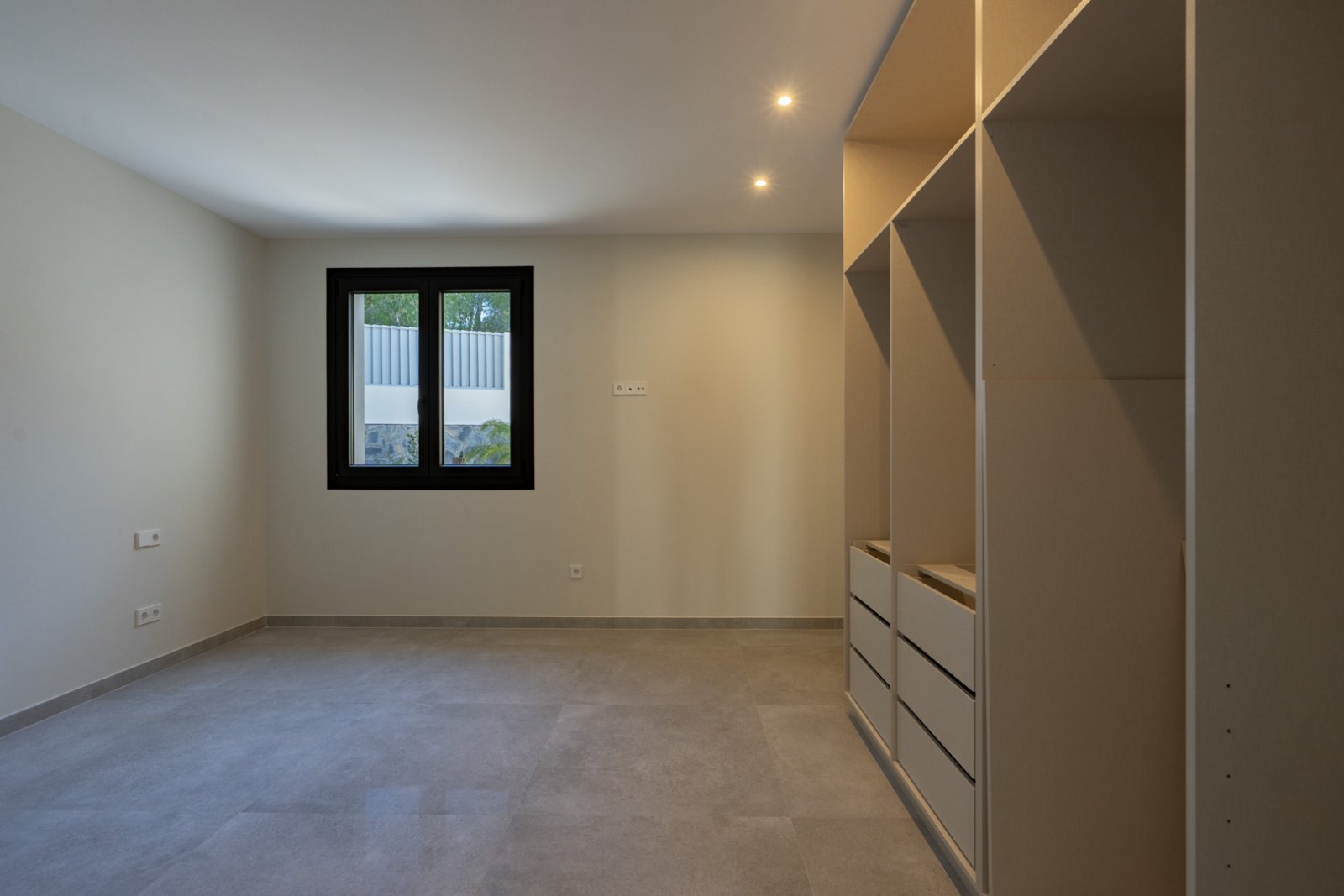 4551JAV Schöne traditionelle Neubauvilla zum Verkauf in Piver, Jávea