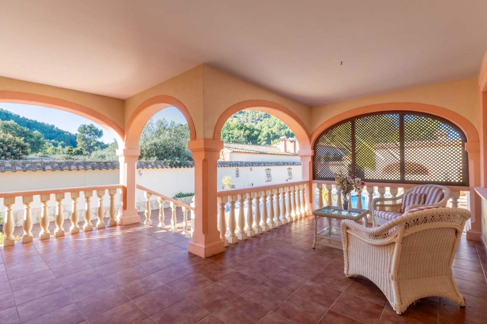 9007JAL Villa im mediterranen Stil zum Verkauf in Jalón.