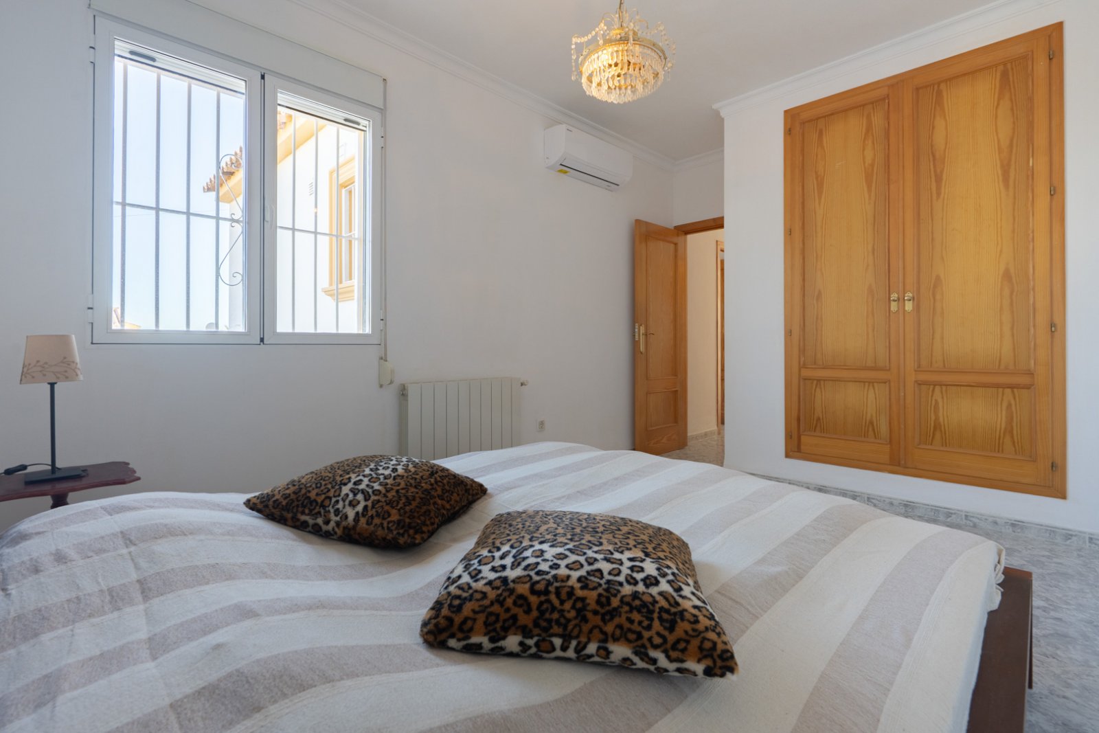 Villa C4XY4596CAL mit Gästehaus und Panoramablick aufs Meer in Oltamar, Calpe zu verkaufen