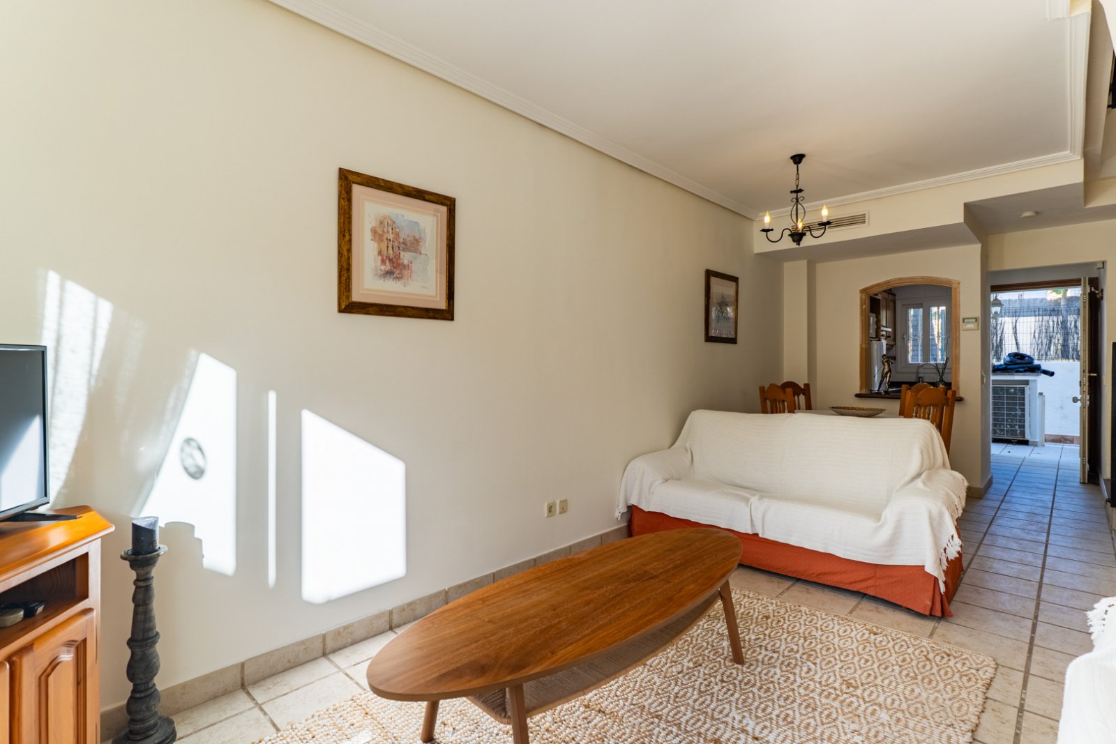 C4XY4604JAV Reihenhaus, 100 m vom Meer entfernt, zu verkaufen in Jávea