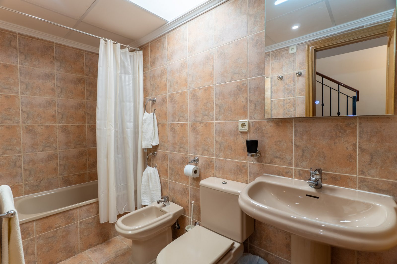 C4XY4604JAV Reihenhaus, 100 m vom Meer entfernt, zu verkaufen in Jávea