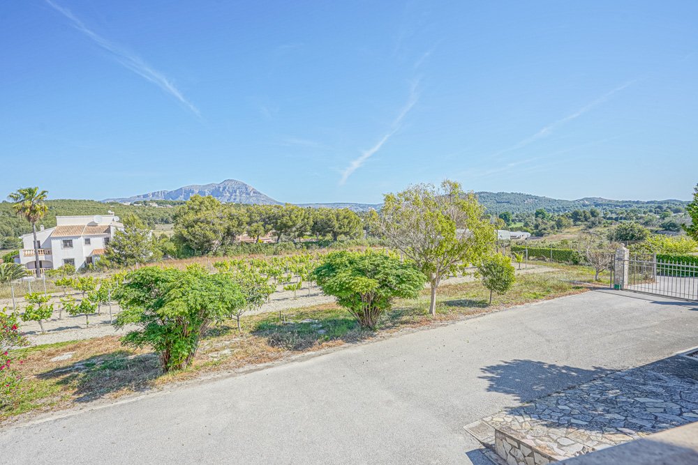 C3XY4251BELL Wunderschönes Landhaus mit Weinbergen in Benitachell zu verkaufen