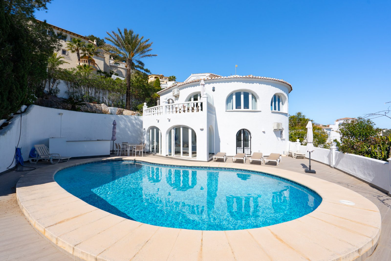 C4XY4635BELL Großzügige Villa mit Panoramablick aufs Meer zu verkaufen in Cumbre del Sol, Benitachell