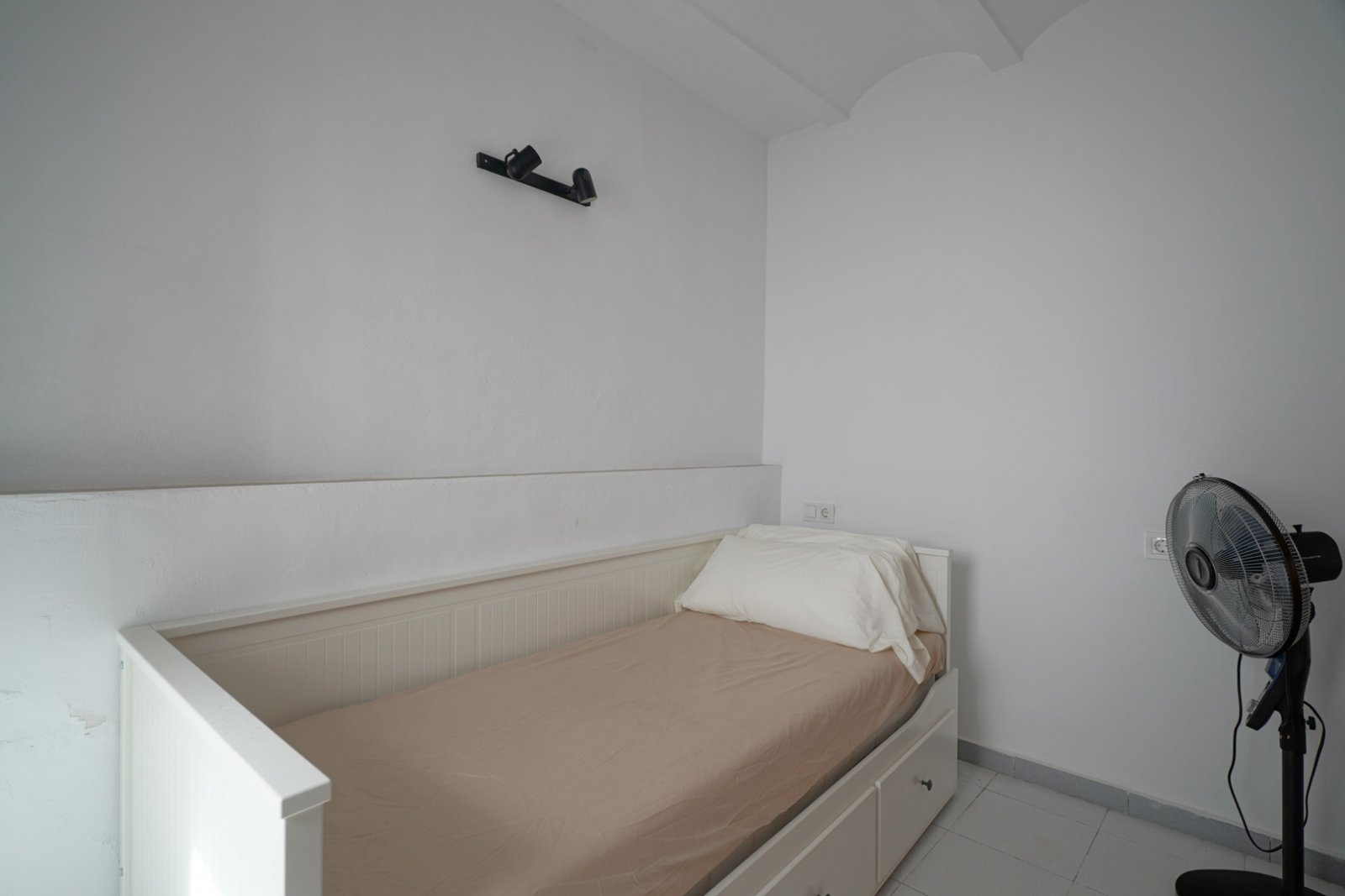 C4XY8330OLI Reihenhaus mit Meerblick in Oliva zu verkaufen.