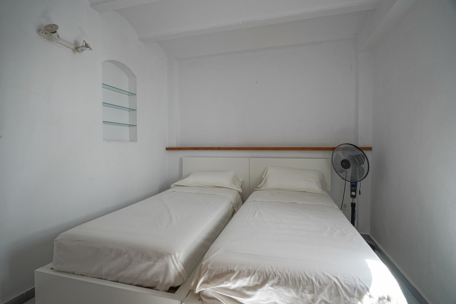 C4XY8330OLI Reihenhaus mit Meerblick in Oliva zu verkaufen.