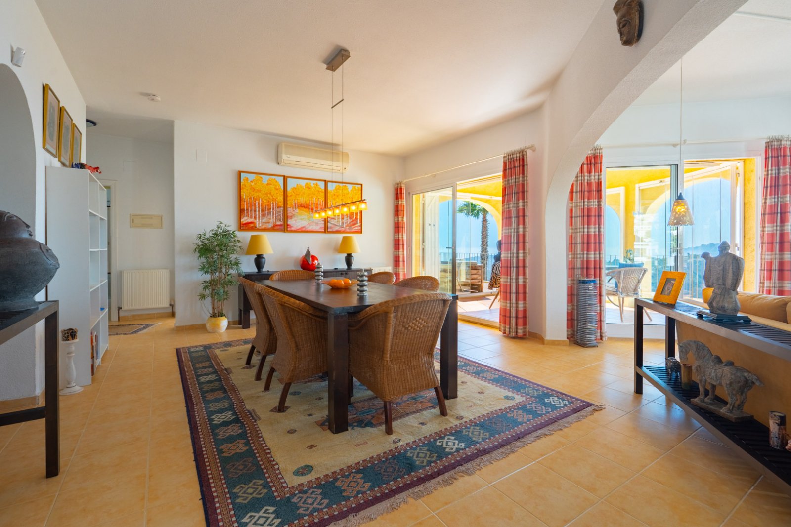 4633BELL Wunderschöne Villa mit Panoramablick aufs Meer zum Verkauf in Cumbre del Sol, Benitachell