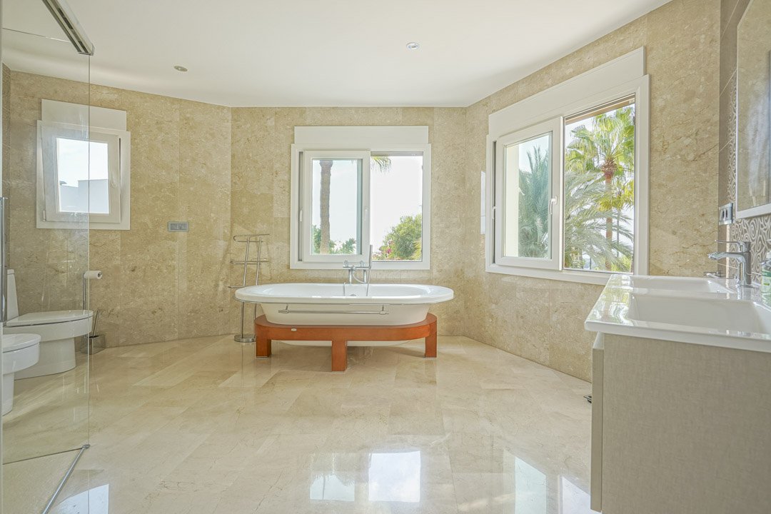 6054BEN Traditionelle spanische Villa zum Verkauf in Benissa