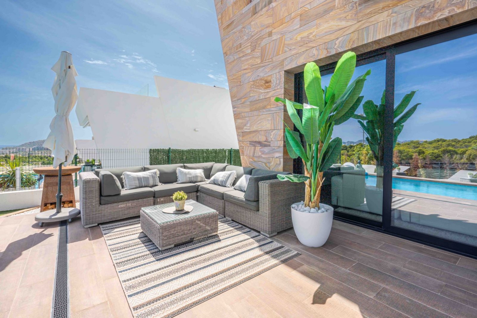 C4XY4117FIN Moderne Villa in Finestrat zu verkaufen