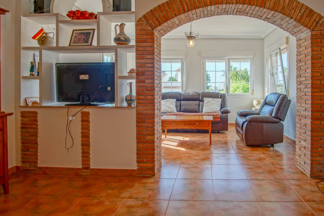 7016CAL Traditionelles Einfamilienhaus zum Verkauf in Calpe