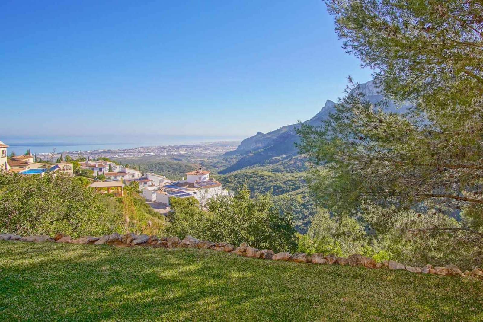 8152PEG Villa mit Meerblick zum Verkauf in Monte Pego