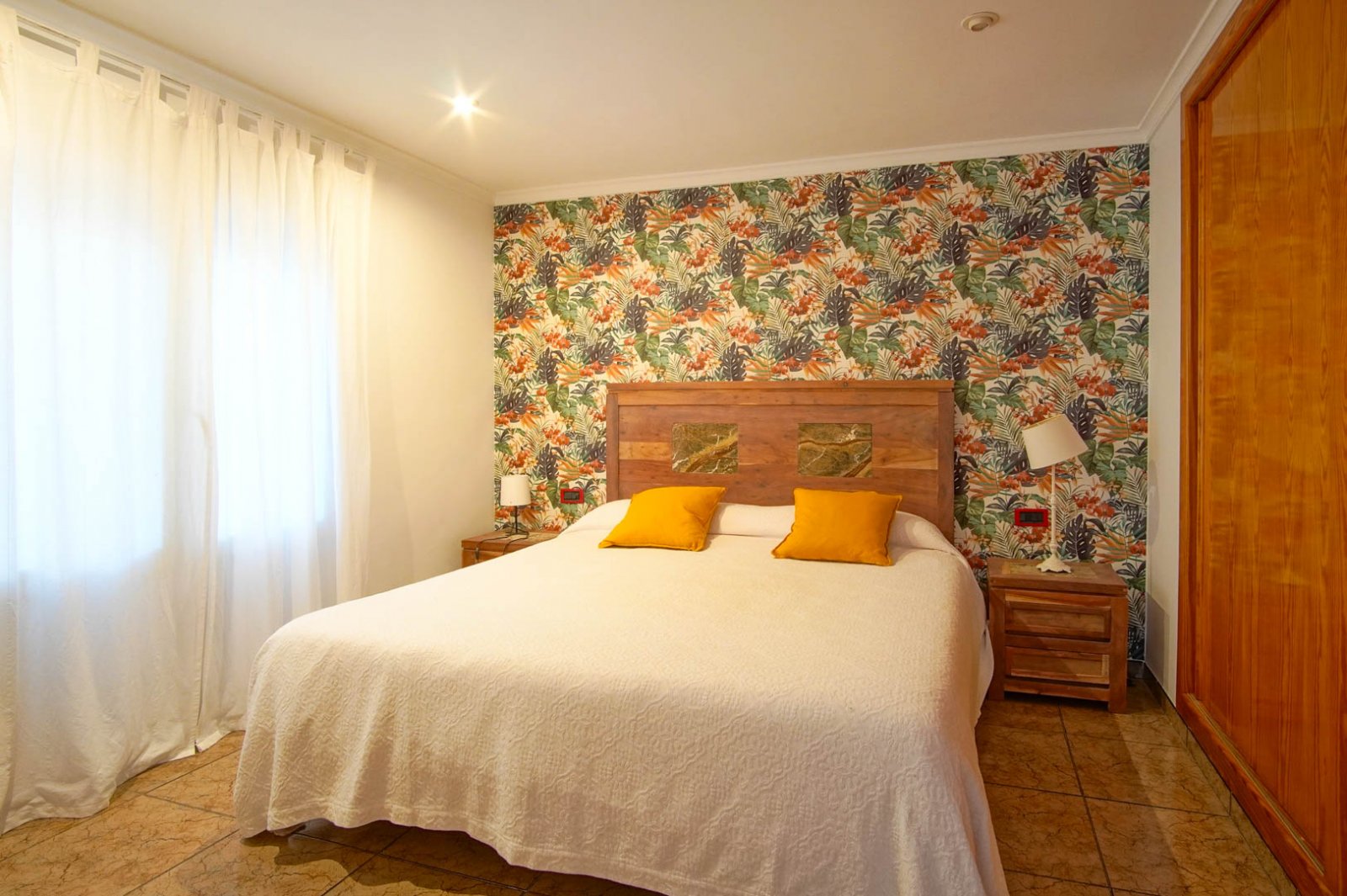 8176DEN Villa mit teilweisem Meerblick zum Verkauf in Las Rotas, Denia