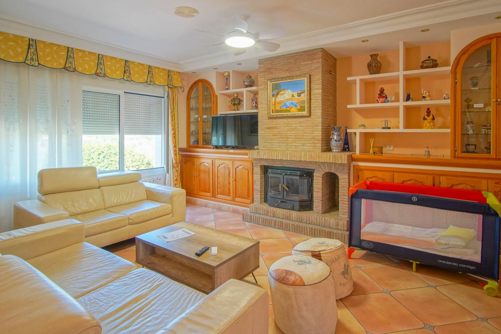 C3XY4422BEN Sehr große Villa mit 3 Gästehäusern auf 11.000 m2 zum Verkauf in Benissa