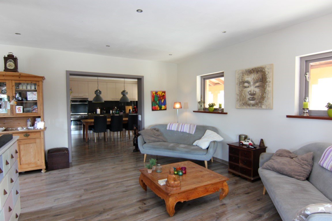 C3XY6152PED Geräumige Finca auf einem flachen Grundstück in Pedreguer zu verkaufen